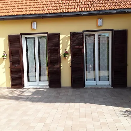 La Casetta Di Giuci אימפריה