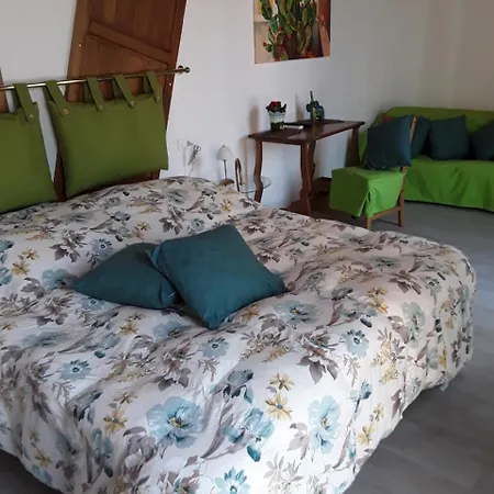 Bed & Breakfast La Casetta Di Giuci 3*