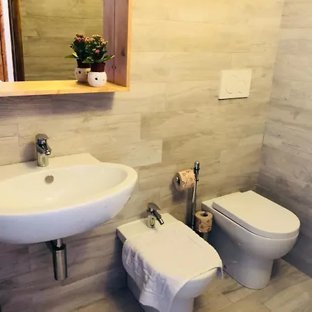 La Casetta Di Giuci 3*