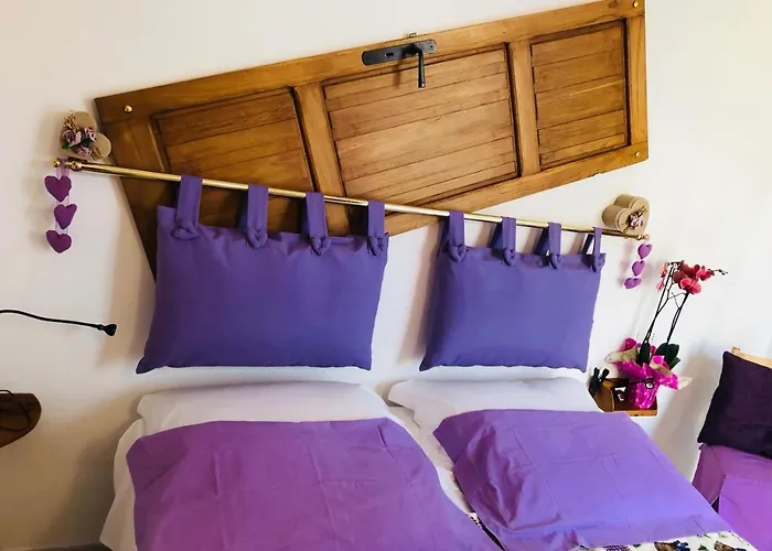 Bed & Breakfast La Casetta Di Giuci 3*