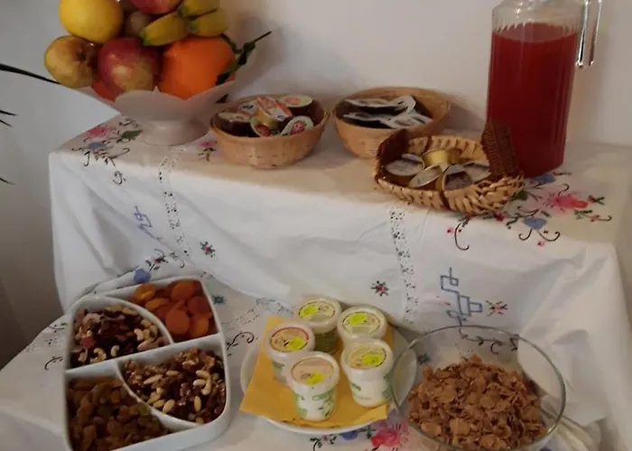 La Casetta Di Giuci Bed & Breakfast 3*