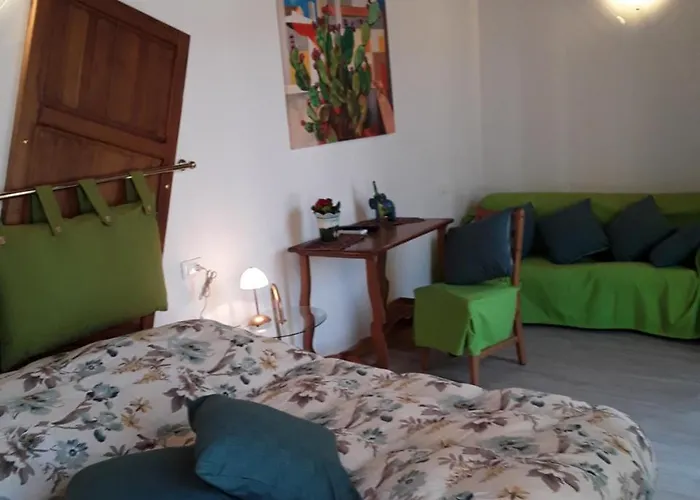 La Casetta Di Giuci Bed & Breakfast Imperia